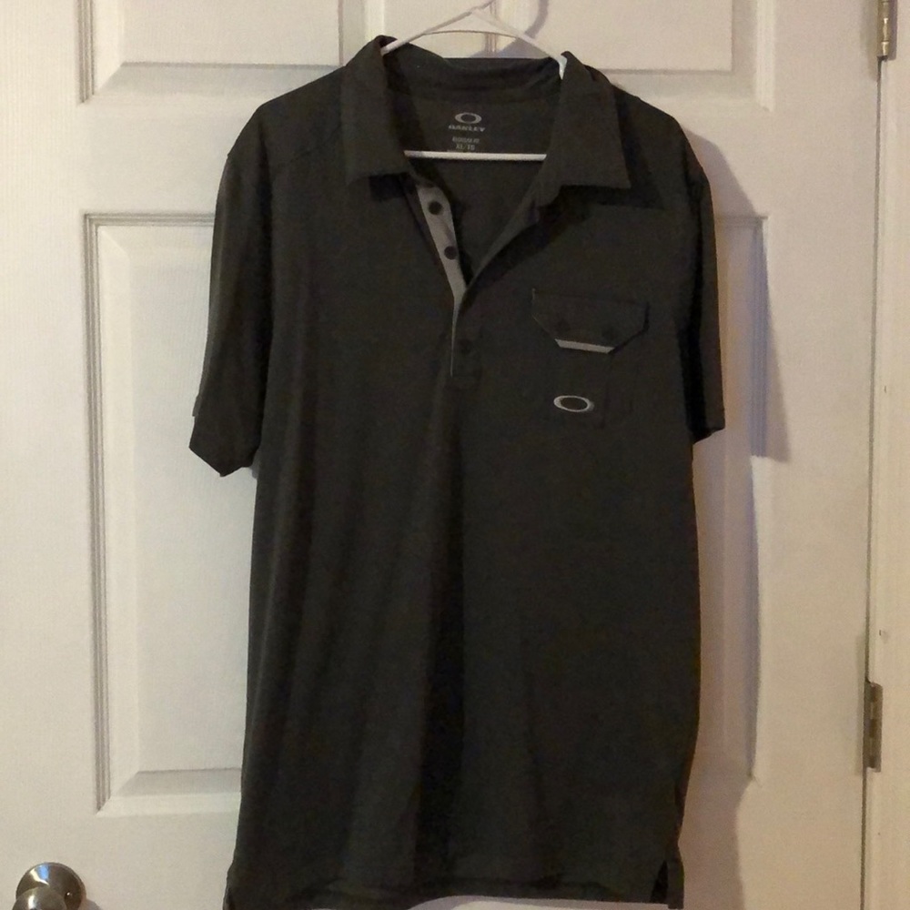 Oakley polo